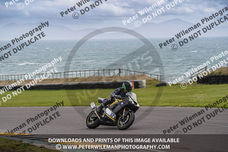 anglesey no limits trackday;anglesey photographs;anglesey trackday photographs;enduro digital images;event digital images;eventdigitalimages;no limits trackdays;peter wileman photography;racing digital images;trac mon;trackday digital images;trackday photos;ty croes